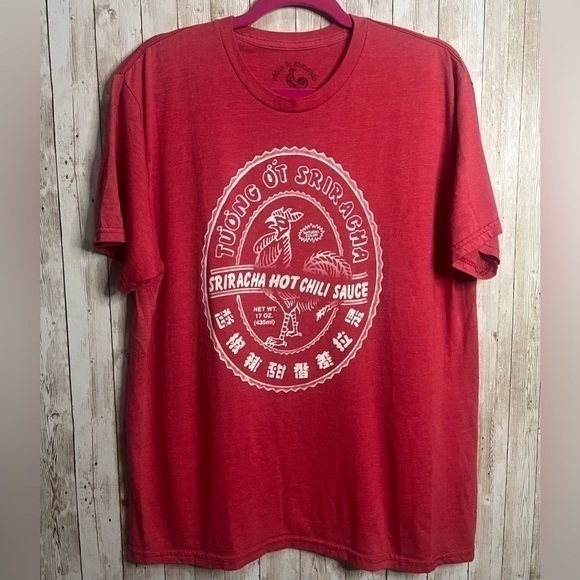 Tuong Ot Sriracha Red Hot Mens Short Sleeved T-Shirt - Picture 1 of 4